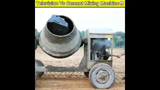 Cement बनाने वाली Machine में TV डाल दें तो क्या होगा😱| #shorts #crazyxyz