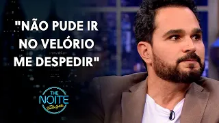 Luciano Camargo fala sobre a morte do seu pai  | The Noite (22/02/21)