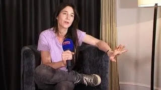 Charlotte Gainsbourg: "c'est très gênant d'avoir le vagin de quelqu'un d'autre" - 28/01