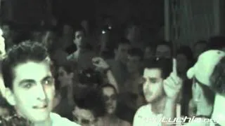 Goldenfinger - Dead People Can Dance (Live)