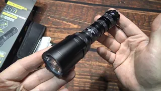 Nitecore SRT7i Flashlight Kit Review! (3000 Lumens!)