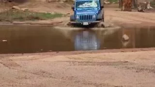 Stock Jeep Wrangler deep water crossing