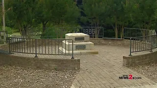 RAW: Greensboro Confederate statue removed from Green Hills Cemetery