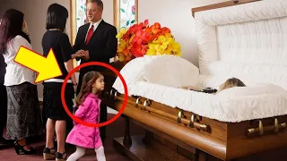 Daughter Came To Say Final Goodbye To Mom, But She Notices Something Strange And Stops The Funeral!