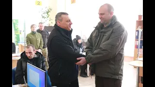 Юрій Малашко поспілкувався з кандидатами до добровольчих бригад