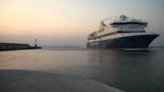 Blue Star Patmos στο λιμάνι της Χίου