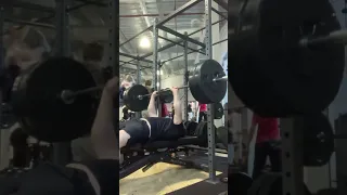 100KG bench press 10 reps