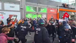 Berlin Demo 25.10.2020 - Die Polizei der Saatsbüttel