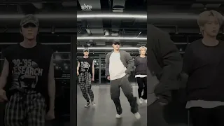 WayV 威神V 'Miracle' (TEN Highlight)