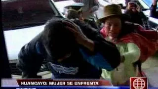 América Noticias: Huancayo: mujer se enfrenta a zapatazos a delincuente