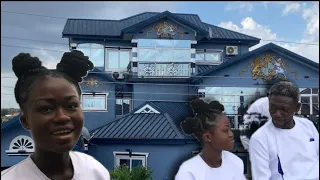 Agya Koo 14yrs old daughter couldn’t hide tears after seeing her Dad Put up huge mansion.