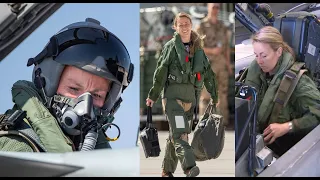 Weibliche Kampfjet Co-Pilotin Waffensystemoffizier [German Female Tornado Co-Pilot]