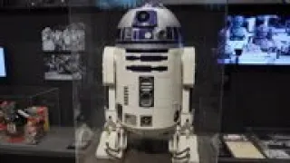 Star Wars R2D2 appears at robot exhibition
