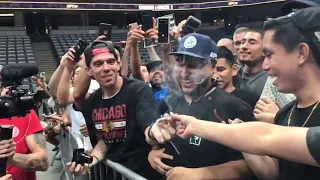 Nate Diaz, during the UFC 241 open workout smoked a joint and then passed it on to a fan 1