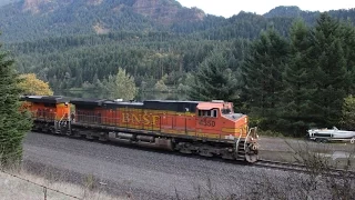 BNSF and UP along the Columbia River Gorge, 10-11-15