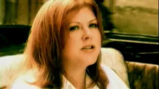 Mambo De La Luna - Kirsty MacColl