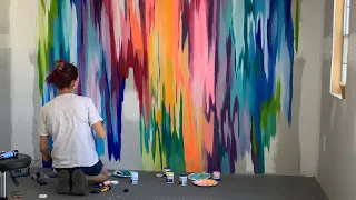 Easy DIY Rainbow Wall Mural!