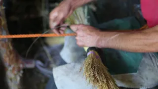 Савранский район: вязание веников