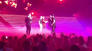 Backstreet Boys, Las Vegas, Feb. 20th 2019, The Shape Of My Heart, Leighanne Littrell comes on stage