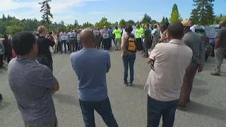 Uber/Lyft drivers protest pay