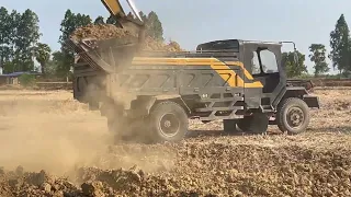 Amazing Excavators at work, Trucks and Dumpers, Wheel Loaders, Bulldozers in action 42