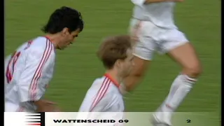 Tor von Christian Wück nach einem schönen Trick von Reinhold HINTERMAIER (FC Nürnberg)