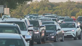 Leander ISD considers school start time changes amid traffic woes