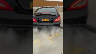 Mercedes-Benz Cls550 Brutal sound