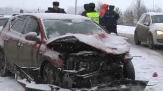 Лобовая атака под Ревдой. На трассе произошло массовое ДТП