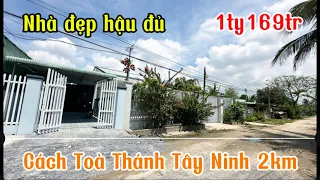 Bán nhà mới 98% hai phòng ngủ, hướng đông. Cách chợ chỉ 900m. Khu dân cư đông vui (186)