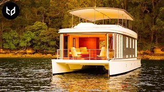 6 INCREDIBLE Houseboats - Homes on Water