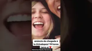 Marília Mendonça Resenhando Com os Amigos, Família e Cantando Com Murilo Huff.