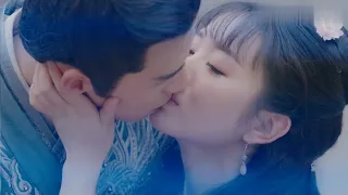 Deep love between the two to kiss 小薄荷深情告白一吻后昏迷，莫修染泪如雨下！| Be My Cat 我的宠物少将军