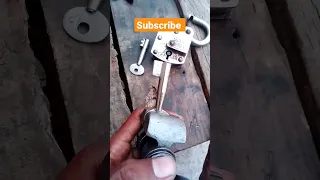 Dublicate key of heavy duty padlock #lock #lockpicking #padlock #lifehacks #shorts