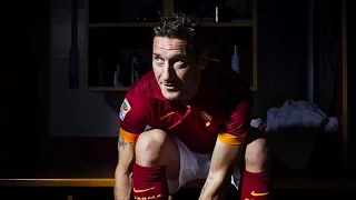Tribute to Francesco Totti (1993-2017) - Journey Through His 25 Years Career