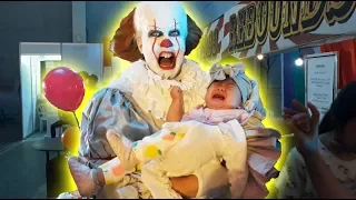 Audience react to Pennywise at Halloween Horror House 2018