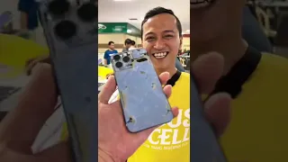 baru sebulan pake eh kelindes iPhonenya ngakakk banget😂