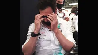 Toto Wolff's reaction to Lewis Hamilton's restart and lock up in turn 1 - Baku
