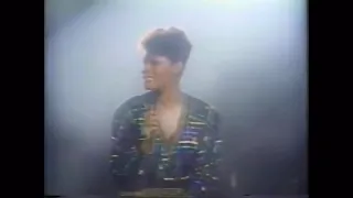 Dionne Warwick | SOLID GOLD | “You Needed Me” (1986)