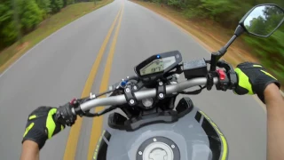 Fz09 and Husky Supermoto fast pace! plus i almost die!