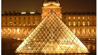 Louvre Museum by Galerie911