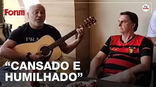 Bolsonaro chora em live, ao lado de ex-presidente da Caixa afastado sob denúncias de assédio