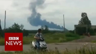 Malaysian airliner crashes in Ukraine - BBC News