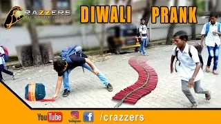 DIWALI WITH MUMBAIKAR 2017 / FIRE CRACKER PRANK / HAPPY DIWALI / CRAZZERS