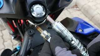 Honda CB500F - Spark Plug Replacement