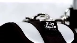fifty shades of grey Totally His Soft Handcuffs
