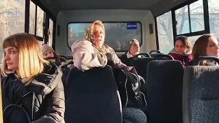 Типичная бабушка в автобусе РЖАЧ!!!