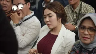 MENGHARUKAN!! Gisel Anastasia hadiri sidang perceraian