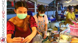 BANGKOK Siam Square One - Amazing Place for Thai STREET FOOD