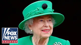 Queen Elizabeth broke 600-year tradition by playing US anthem after 9/11